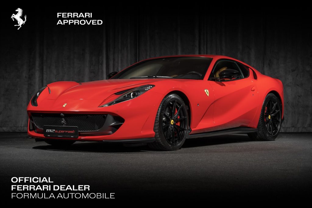 Ferrari 812 Superfast V12 800 HK