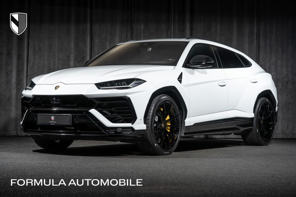 Lamborghini Urus V8 650 HK