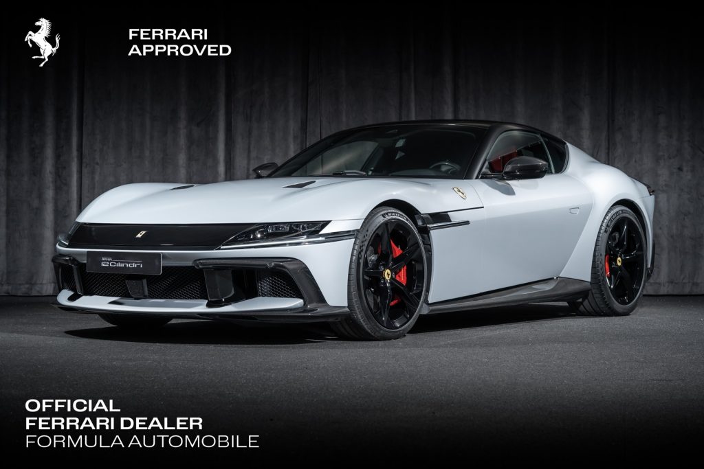 Ferrari 12Cilindri V12 830 HK